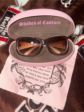 Juicy Couture Pink Y2K Vintage Sunglasses with Case 💗✨